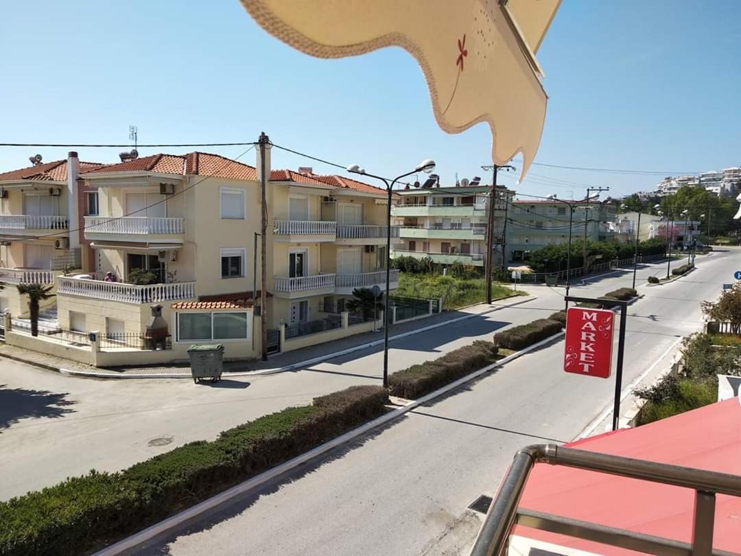 Myrsini'S Sea View Apartment Néa Péramos エクステリア 写真