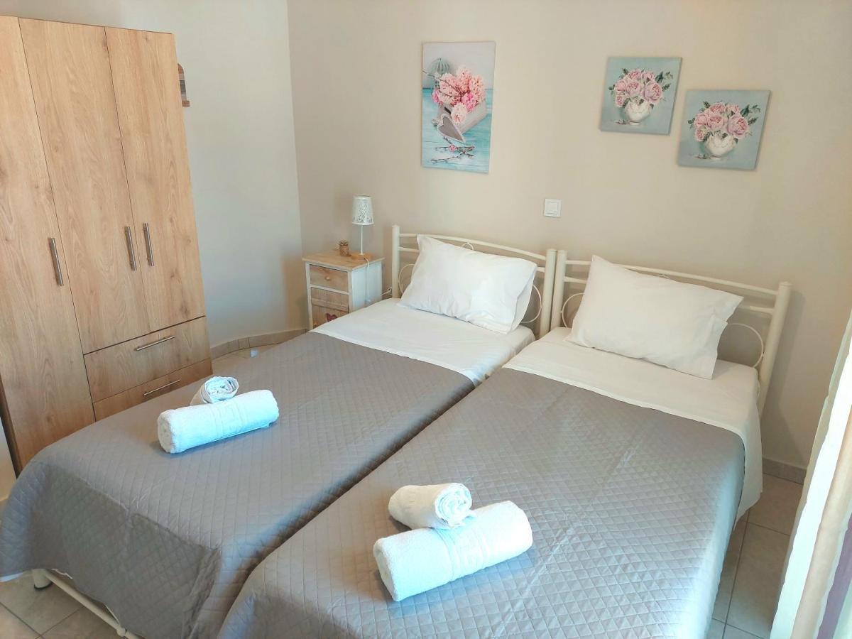 Myrsini'S Sea View Apartment Néa Péramos エクステリア 写真