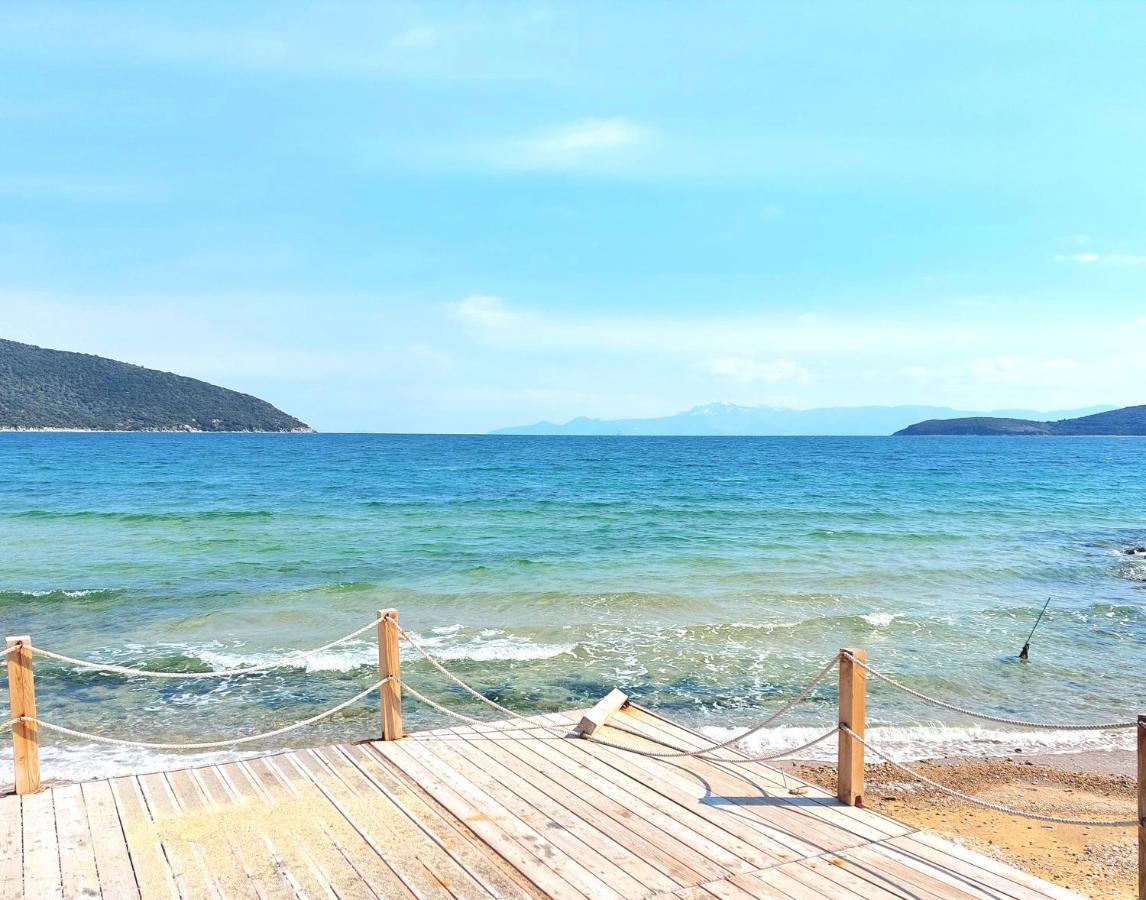 Myrsini'S Sea View Apartment Néa Péramos エクステリア 写真