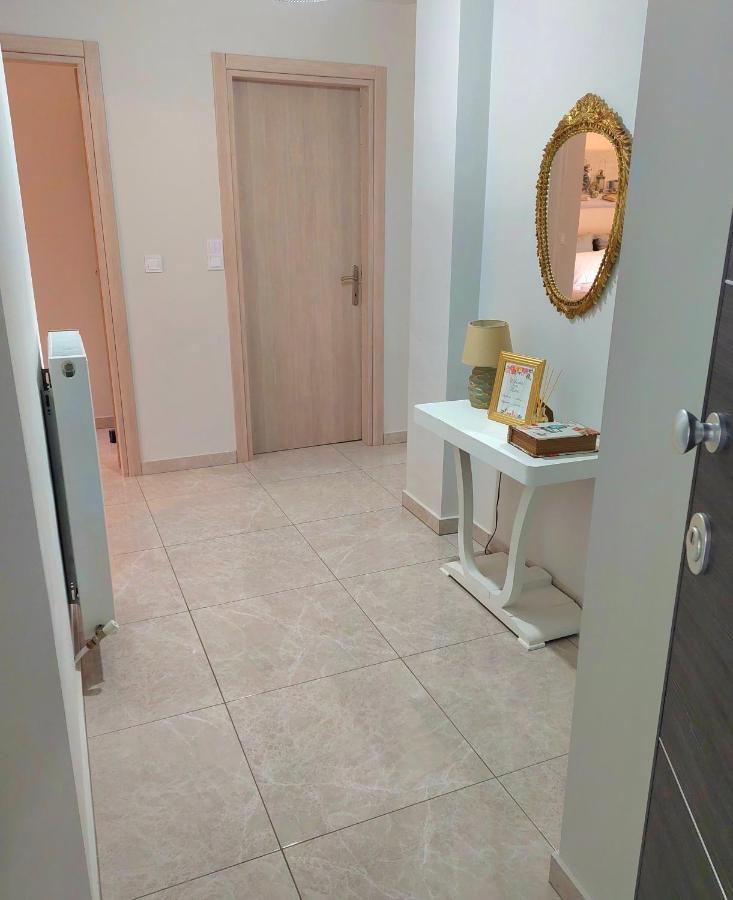 Myrsini'S Sea View Apartment Néa Péramos エクステリア 写真
